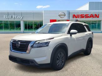 Used 2022 Nissan Pathfinder SV FWD video 2
