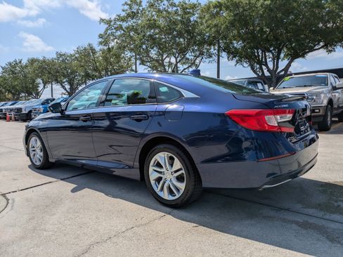 Used 2019 Honda Accord LX image 6