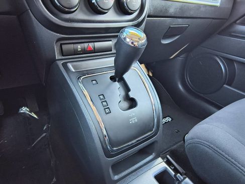 Used 2016 Jeep Compass Sport w/ Power Value Group image 17