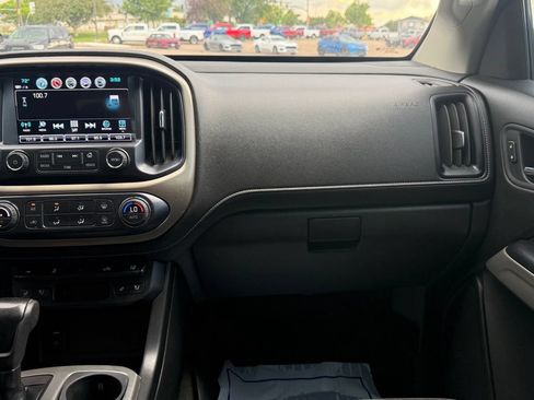 Used 2018 GMC Canyon Denali AWD/4WD image 17