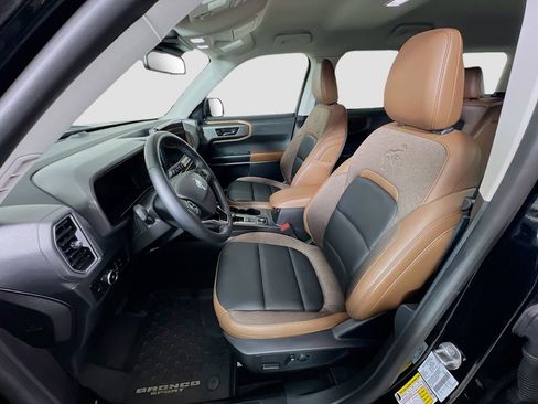 Used 2025 Ford Bronco Sport Outer Banks AWD/4WD image 14