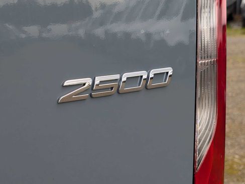 New 2025 Mercedes-Benz Sprinter 2500 image 19