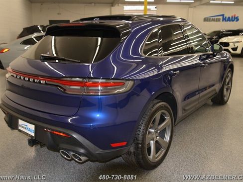 Used 2023 Porsche Macan image 9