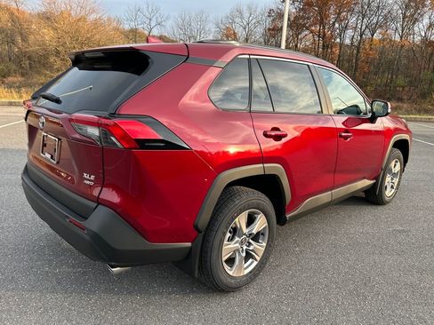 New 2025 Toyota RAV4 XLE image 5