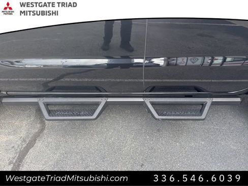 Used 2022 Nissan Frontier PRO-4X w/ Off-Road Protection Package image 5