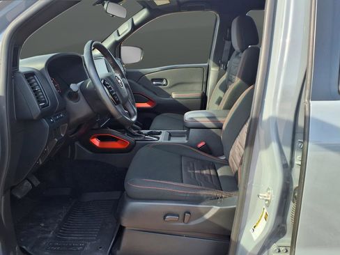 Used 2024 Nissan Frontier PRO-4X w/ Off-Road Protection Package image 36