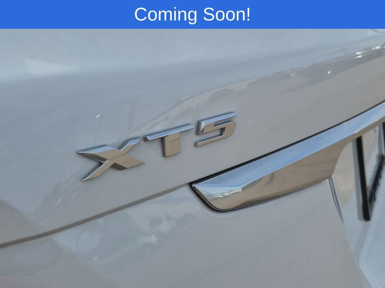 Used 2024 Cadillac XT5 Premium Luxury w/ Technology Package AWD/4WD image 12