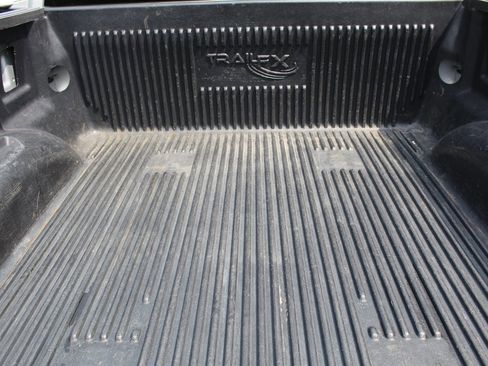 Used 2017 Ford F150 XLT w/ Equipment Group 301A Mid image 14