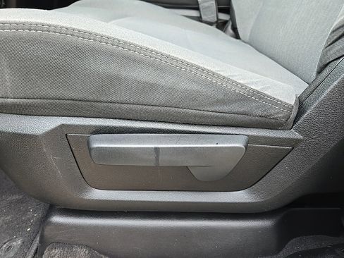 Used 2021 RAM 2500 Big Horn image 44