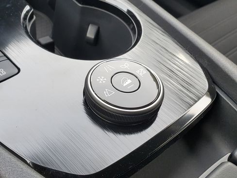 New 2026 Nissan Rogue SV image 30