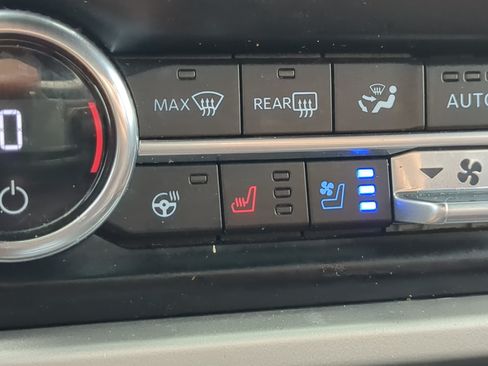 Certified 2022 Ford Expedition Limited AWD/4WD image 22