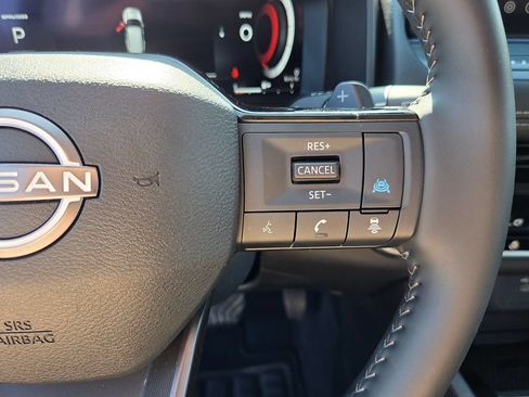 Used 2026 Nissan Rogue SL AWD/4WD image 22