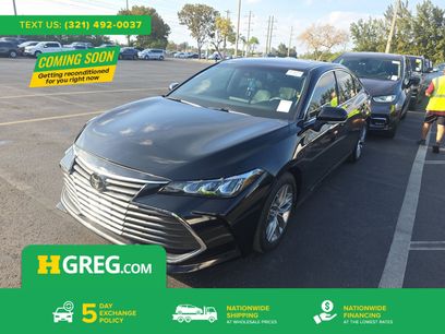 Used 2019 Toyota Avalon XLE w/ Moonroof Package