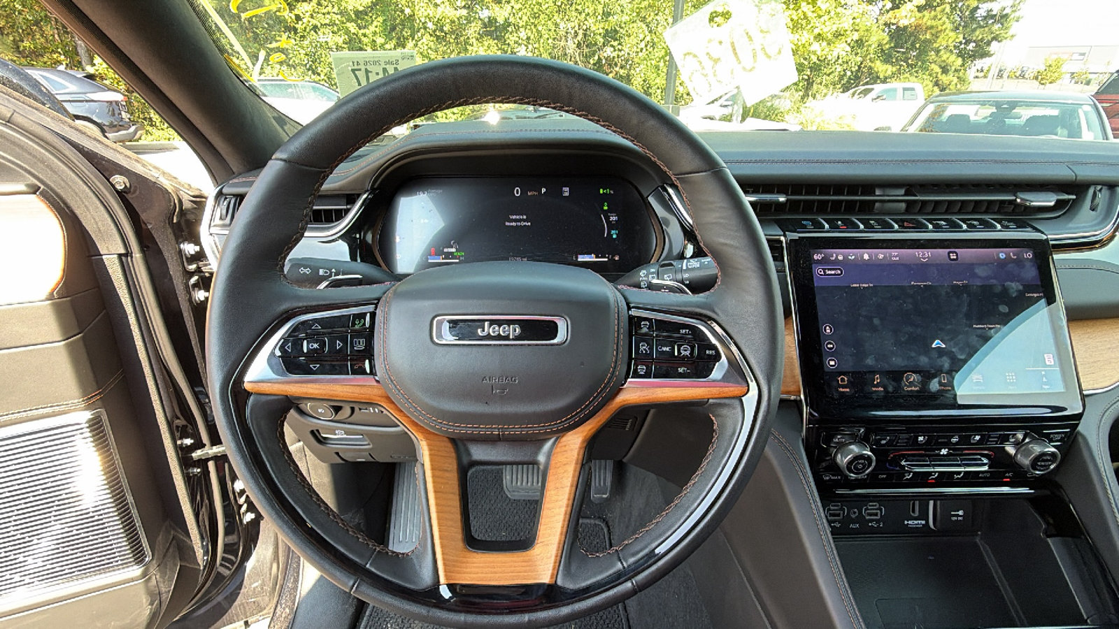 Used 2024 Jeep Grand Cherokee Summit AWD/4WD image 26