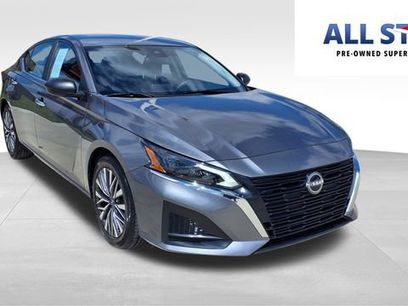 Used 2025 Nissan Altima 2.5 SV