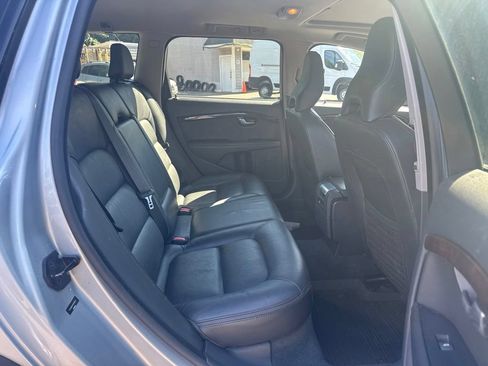 Used 2013 Volvo XC70 T6 AWD/4WD image 34