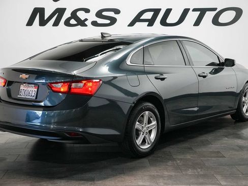 Used 2021 Chevrolet Malibu LS w/ Driver Confidence Package II FWD image 4