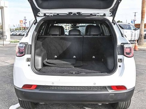 Used 2025 Jeep Compass Limited AWD/4WD image 30
