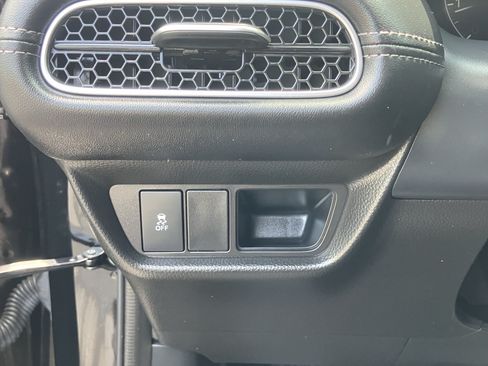 Used 2026 Honda HR-V EX-L image 18