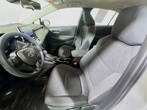 Certified 2021 Toyota Corolla LE image 19