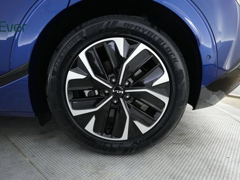 Used 2024 Kia EV6 GT-Line RWD image 9