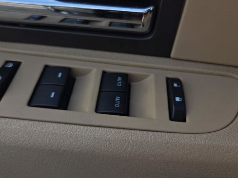 Used 2014 Ford F150 XLT w/ Equipment Group 302A Luxury image 27