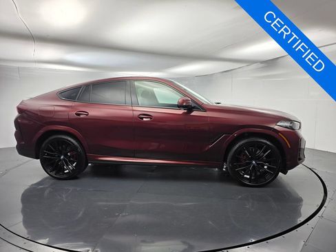 Used 2025 BMW X6 xDrive40i w/ Executive Package AWD/4WD image 3