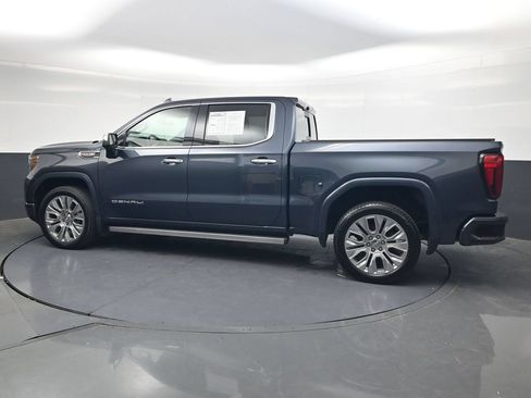 Used 2022 GMC Sierra 1500 Denali w/ Denali Reserve Package AWD/4WD image 8