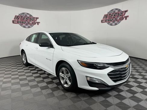Used 2023 Chevrolet Malibu LS image 9