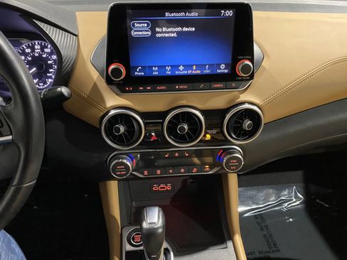 Used 2022 Nissan Sentra SV w/ SV Premium Package image 14