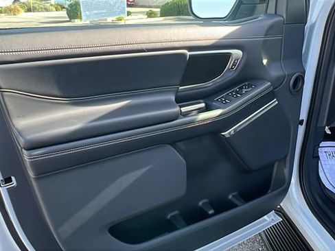 New 2026 Ford Expedition Max Platinum w/ Stealth Appearance Package image 20