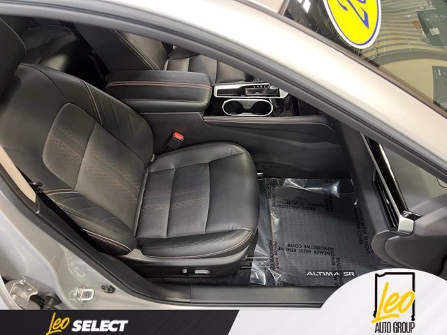 Used 2025 Nissan Altima 2.5 SR w/ SR Premium Package FWD image 35