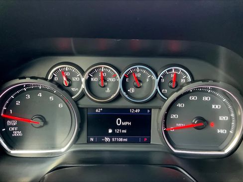 Used 2021 Chevrolet Suburban LT w/ LT Signature Package image 26