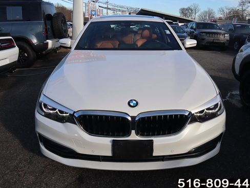 Used 2018 BMW 540i xDrive w/ Premium Package image 4