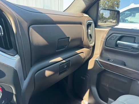 Used 2021 GMC Sierra 1500 SLT w/ SLT Premium Plus Package AWD/4WD image 20