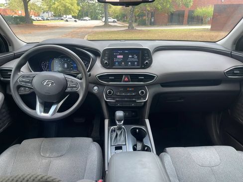 Used 2019 Hyundai Santa Fe SEL FWD image 16