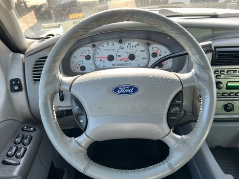 Used 2003 Ford Explorer Sport Trac XLS image 33
