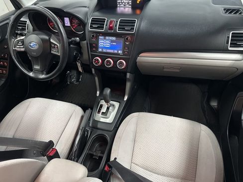 Used 2016 Subaru Forester 2.5i w/ Alloy Wheel Package image 12