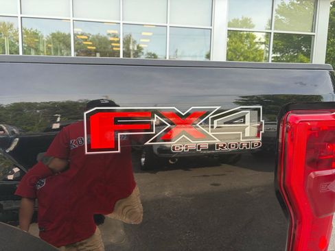 Used 2019 Ford F350 Lariat w/ Lariat Ultimate Package AWD/4WD image 14