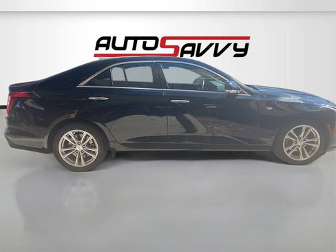Used 2024 Cadillac CT4 Luxury w/ Cold Weather Package image 8