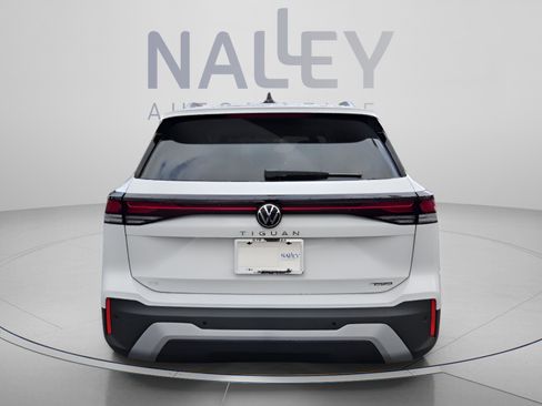 New 2026 Volkswagen Tiguan SE AWD/4WD image 4