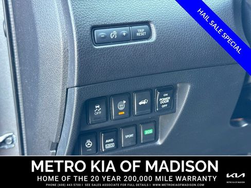 Used 2017 Nissan Rogue SV AWD/4WD image 13