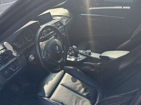 Used 2018 BMW 330i xDrive Sedan w/ Premium Package image 1