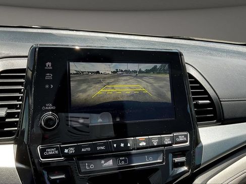 Used 2021 Honda Odyssey EX-L image 17