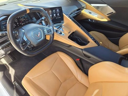 Used 2022 Chevrolet Corvette Stingray Preferred Cpe w/ Chrome Exterior Badge Package image 28