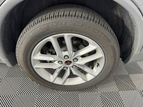 Used 2025 Dodge Durango GT AWD/4WD image 14