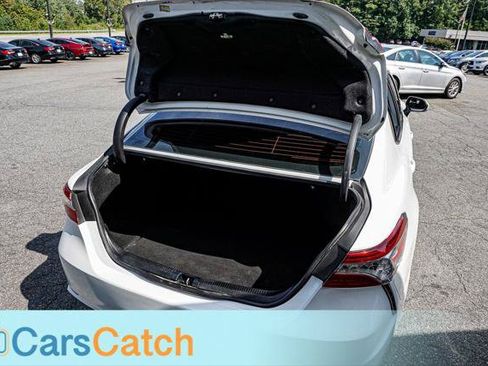 Used 2019 Toyota Camry XSE FWD image 37