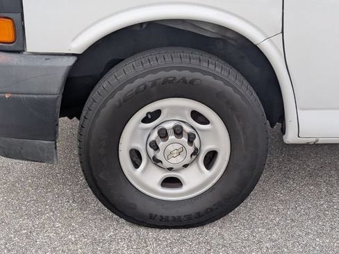 Used 2021 Chevrolet Express 2500 w/ Communications Package RWD image 4