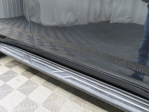 Used 2024 GMC Yukon AT4 w/ Technology Package image 52