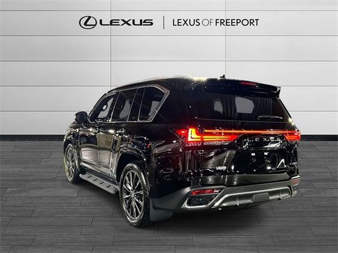 Used 2024 Lexus LX 600 F Sport image 6